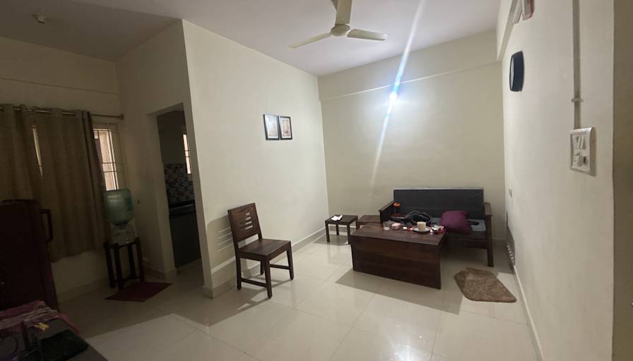 Aju's room