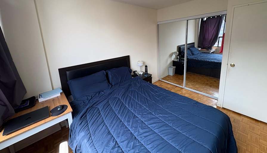 Disha's room
