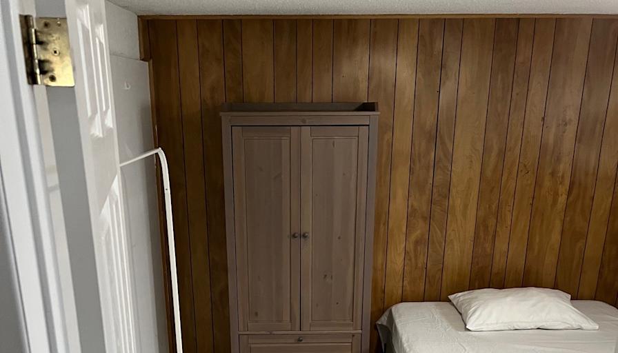 Lisa's room