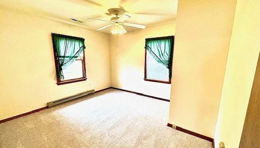 Cindy's room
