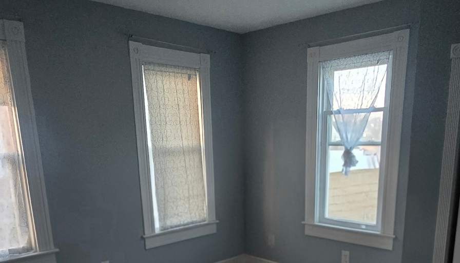 Woodley's room