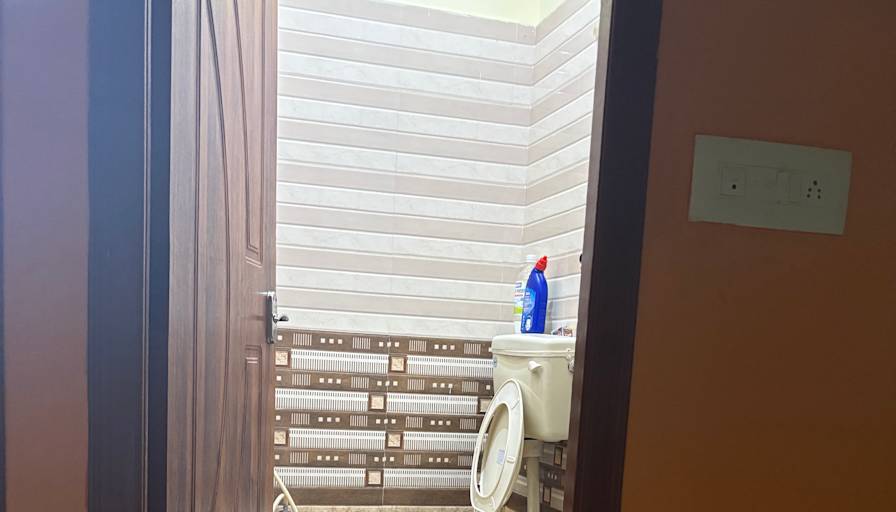 BHAWNA's room