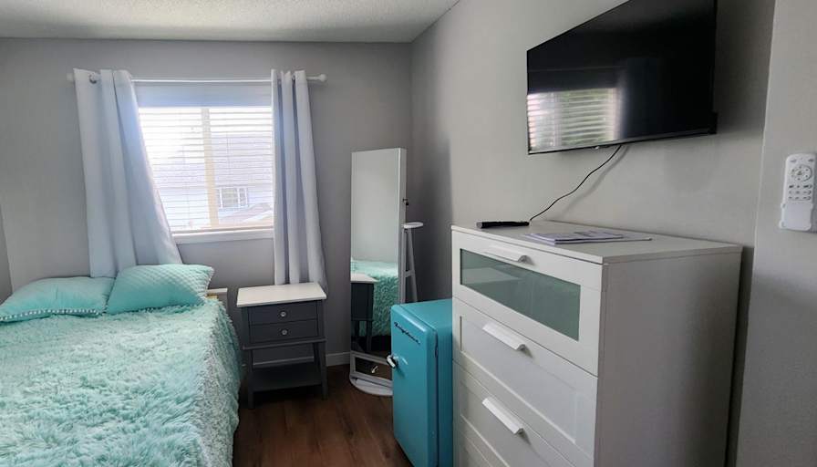 Jenny's room