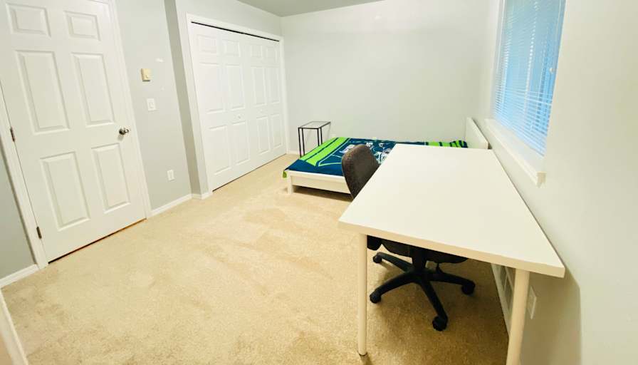 Cindy's room