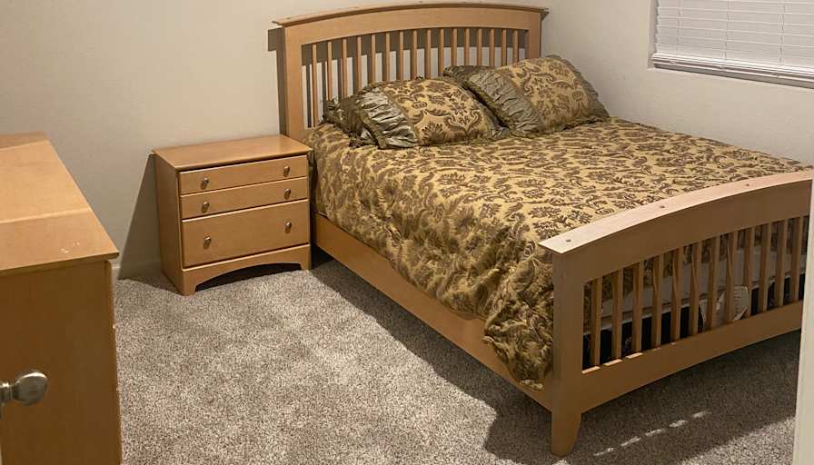 Jaber's room