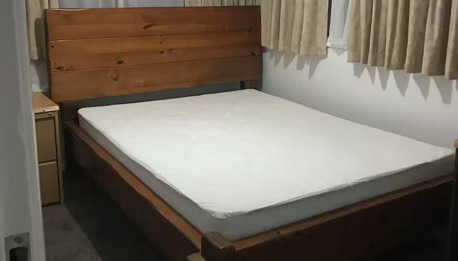 paul's room