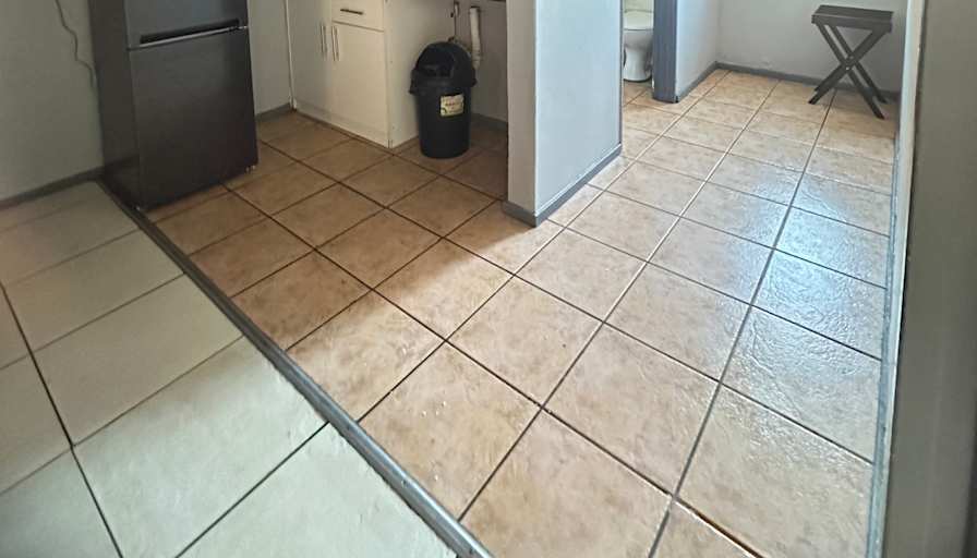 Sisonke's room