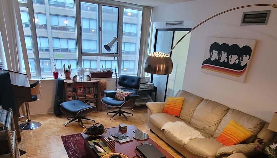 Filip's room