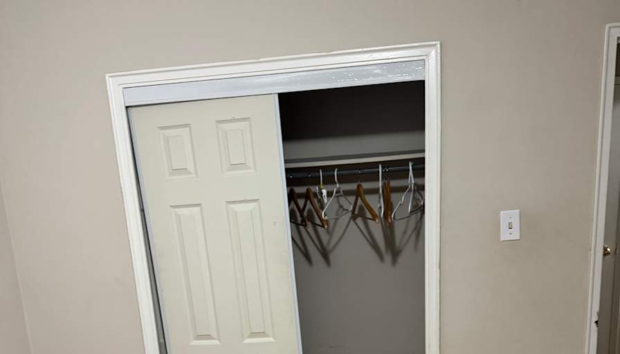 Malik's room