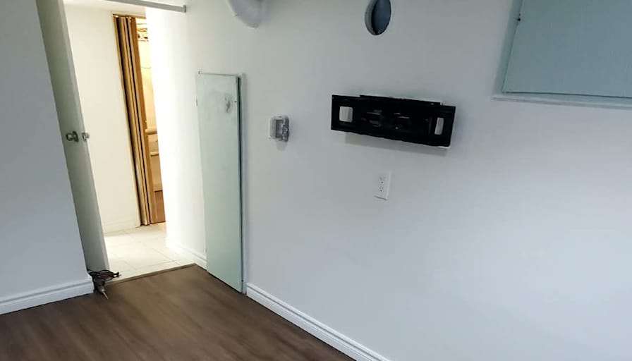 Maat's room