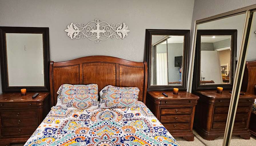 Cozy Home Away Rentals's room