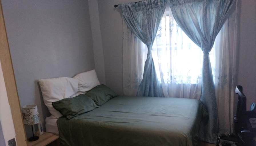 Nelisa's room