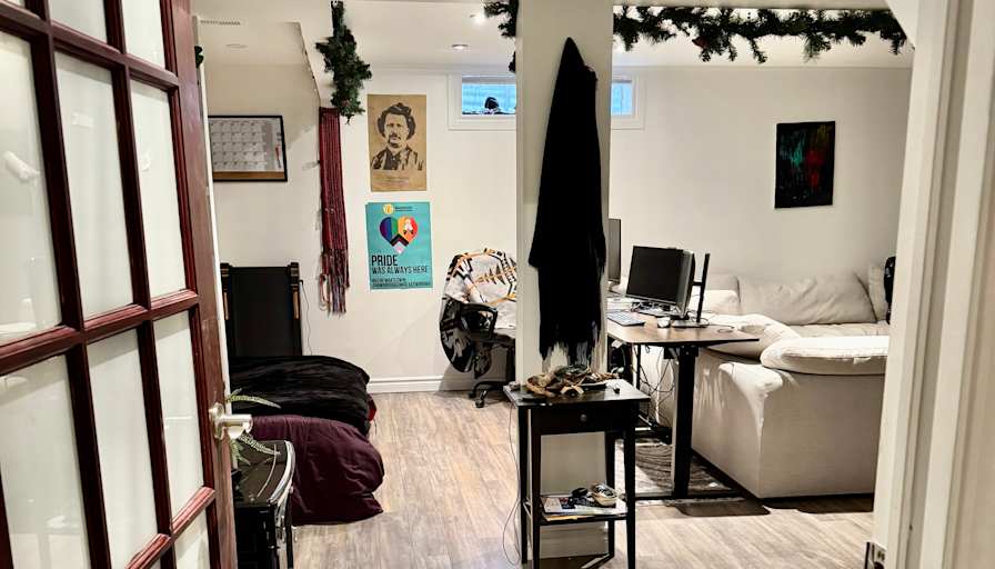 Hannah's room