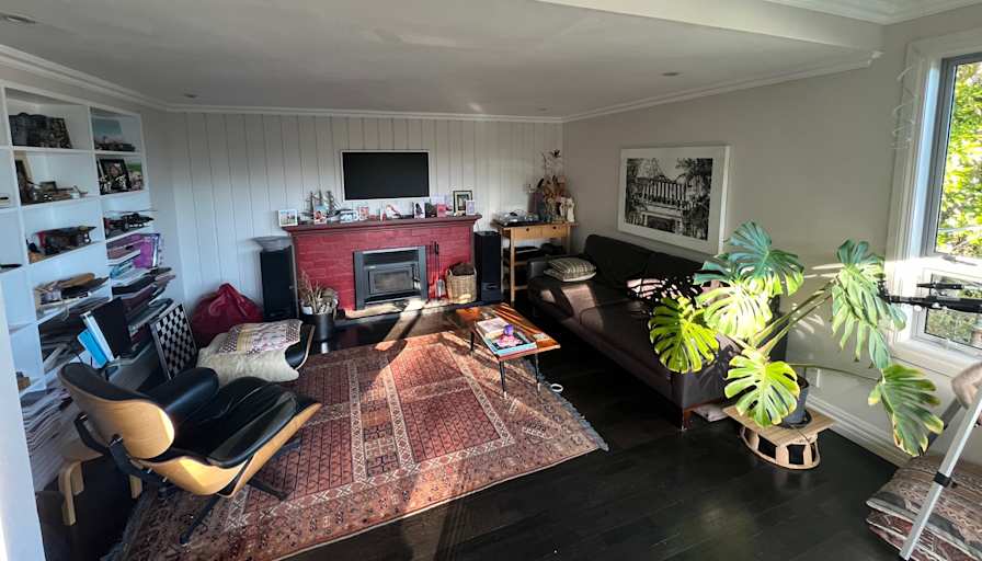 Andrew Mackay's room