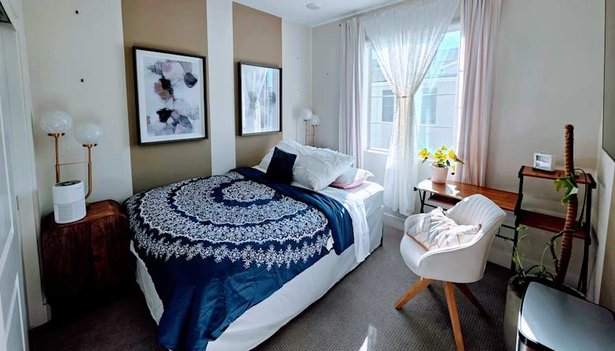 Vivek's room