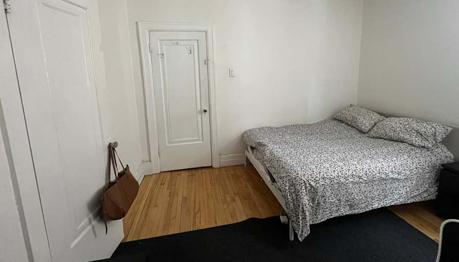 Carole's room