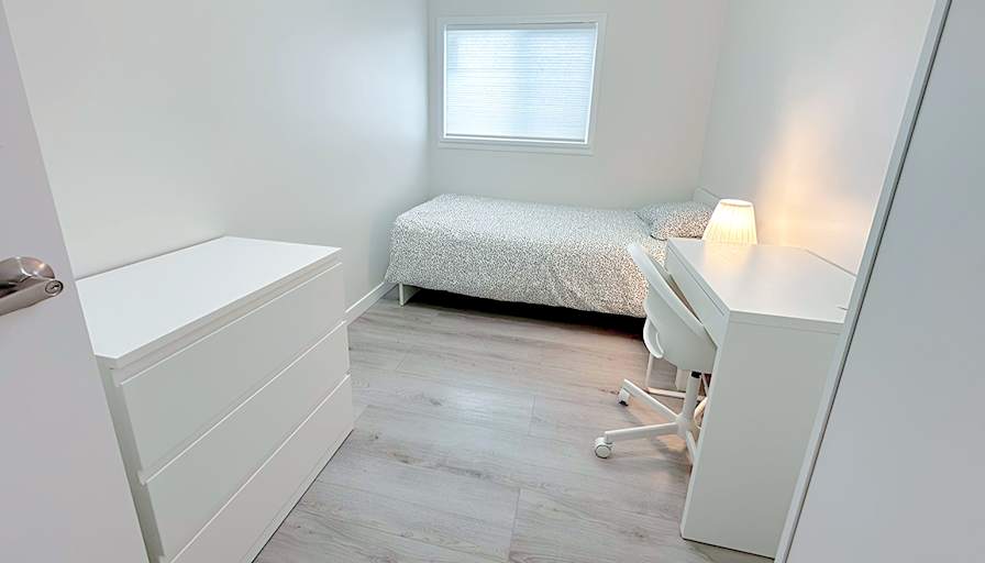 Shirin's room