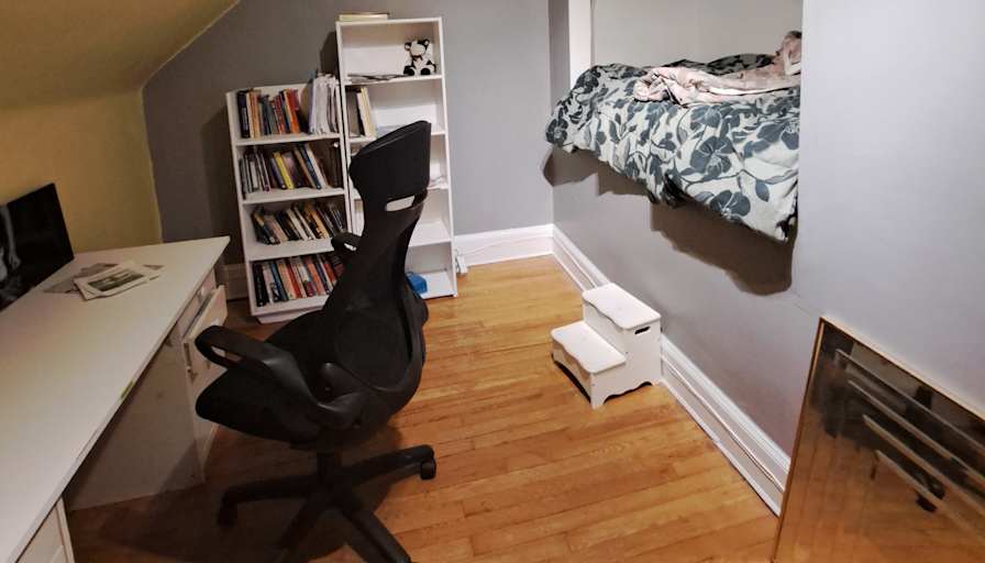 Winston Tannis's room