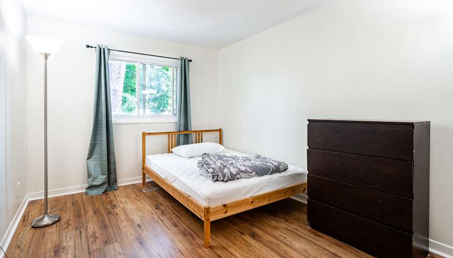 Gareth Skipp's room