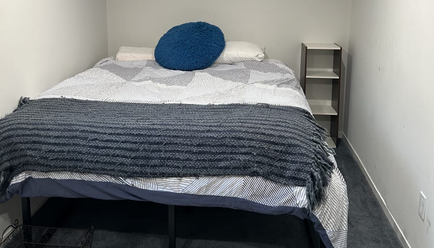 Carissa O.'s room