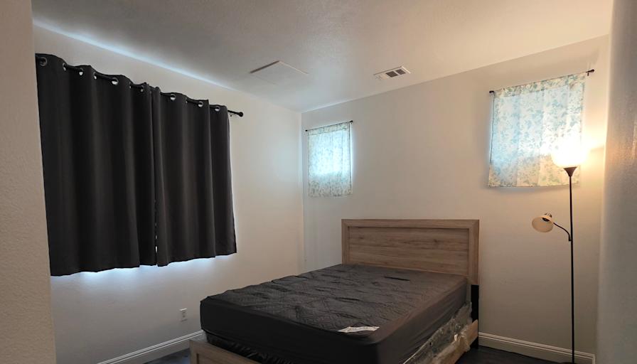 Dc's room