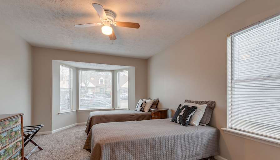 Bow Ponkerd's room