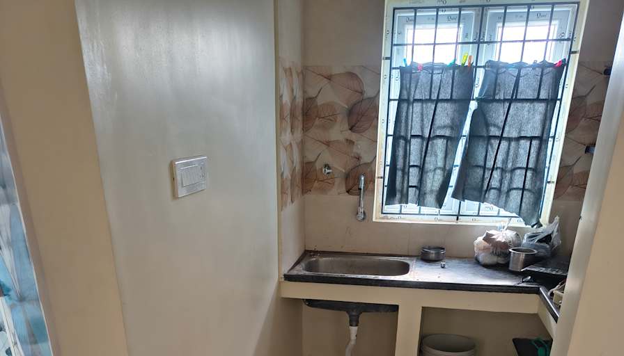 Karthikeyan's room