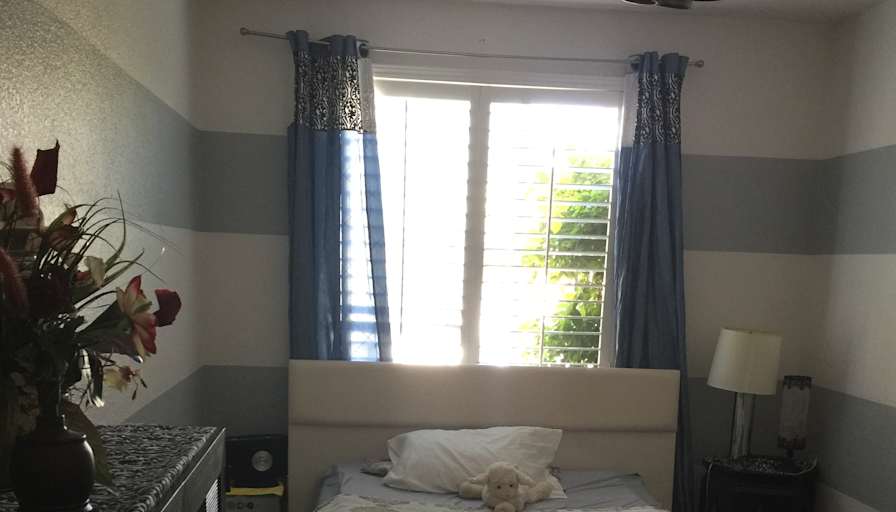 Leelee's room