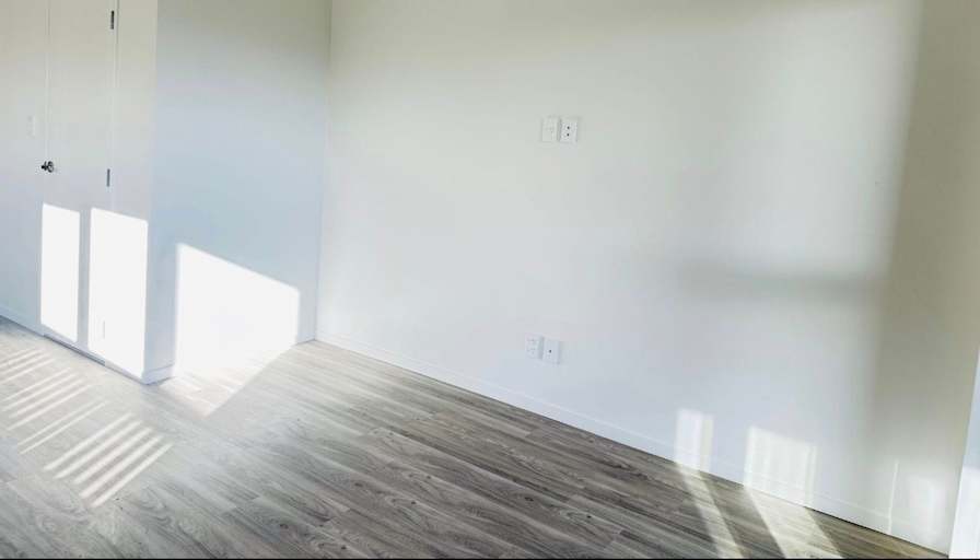 Daniella Bacunawa's room