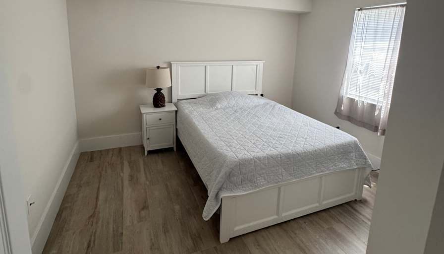 Carlos's room
