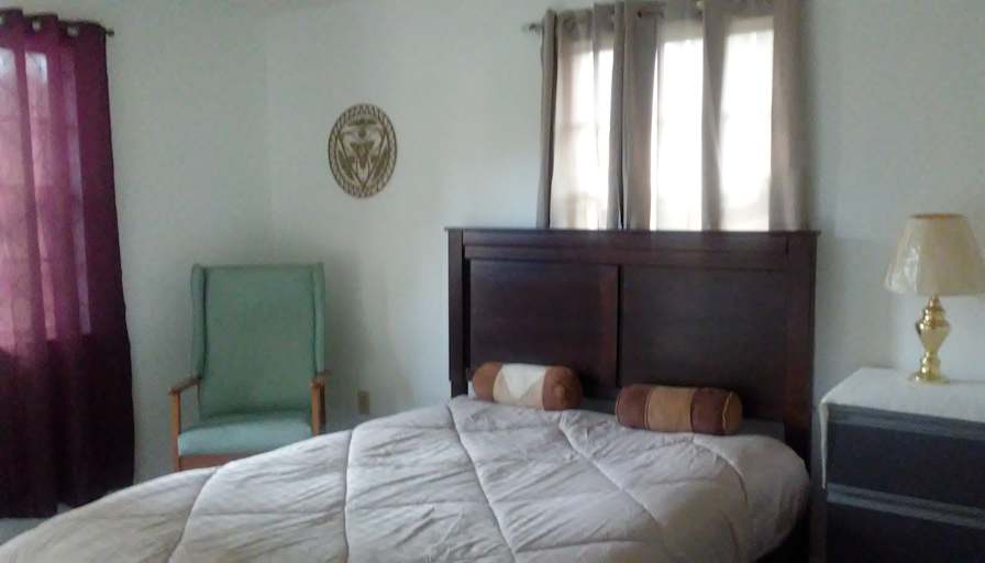 THOMAS's room