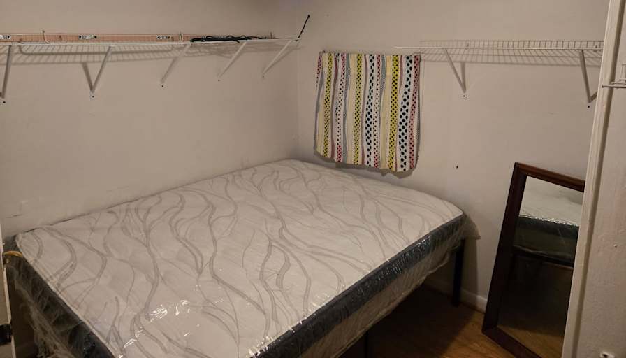 Malik's room