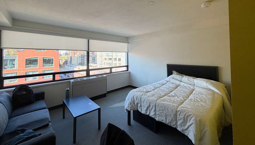 Kenny's room