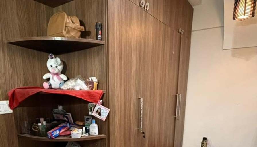 Neeraj's room