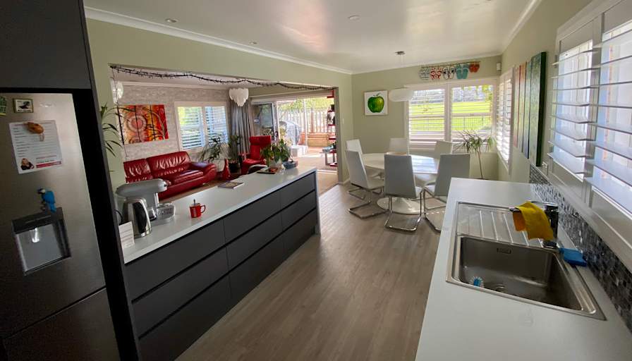 Murray Kelly's room