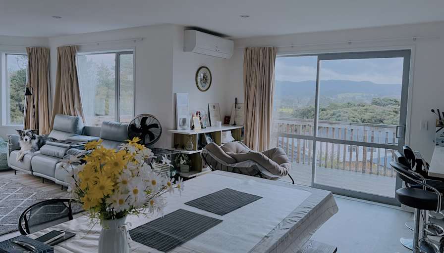 Crystal's room