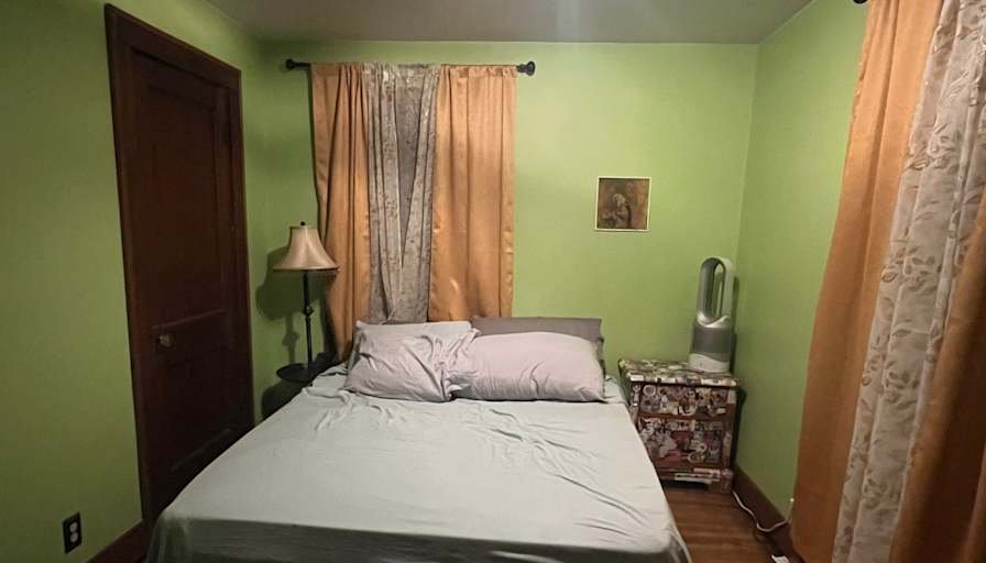 Olivia's room