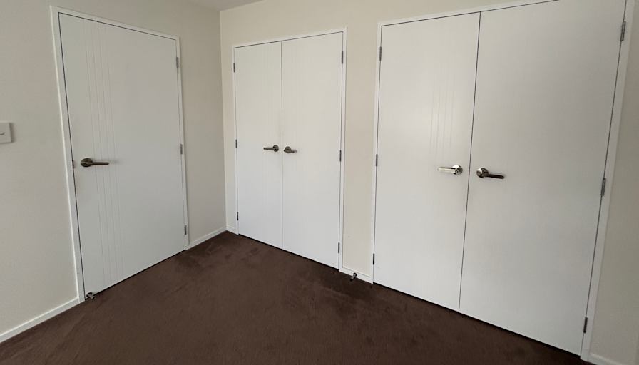 Lou's room