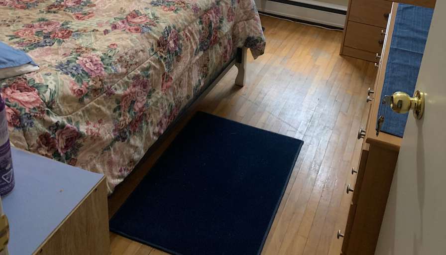 Linda's room