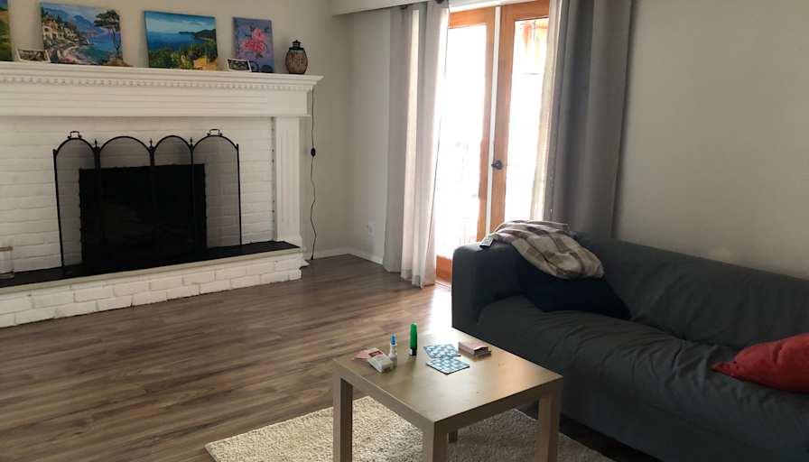 V's room