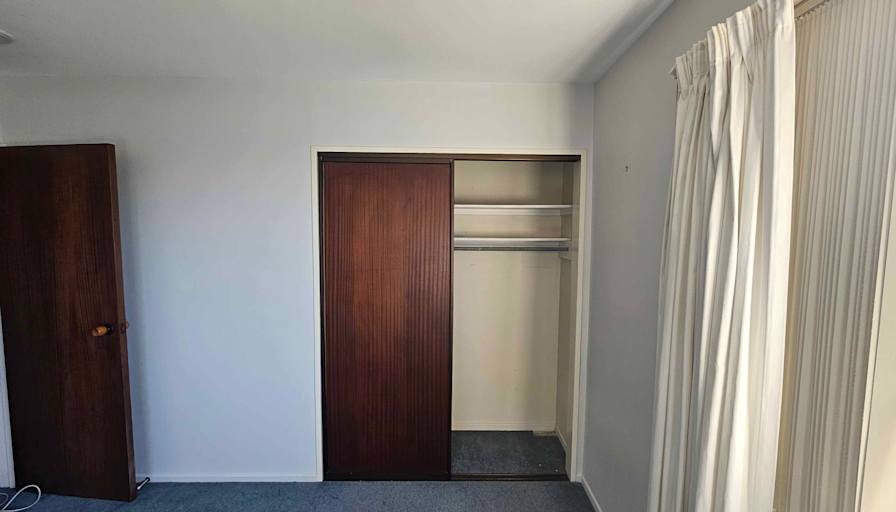 Jun's room
