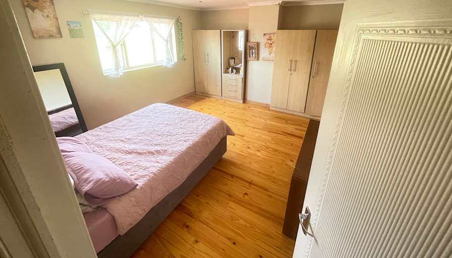 Megon's room