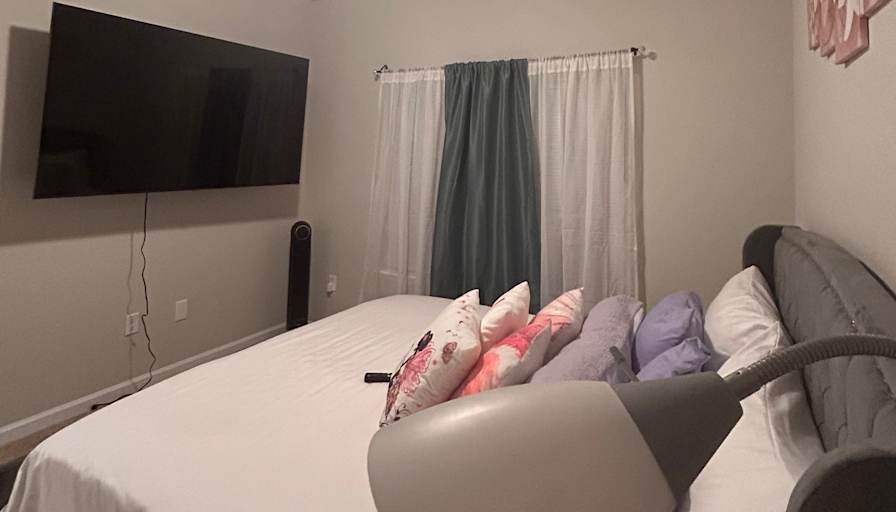 Aallisha's room