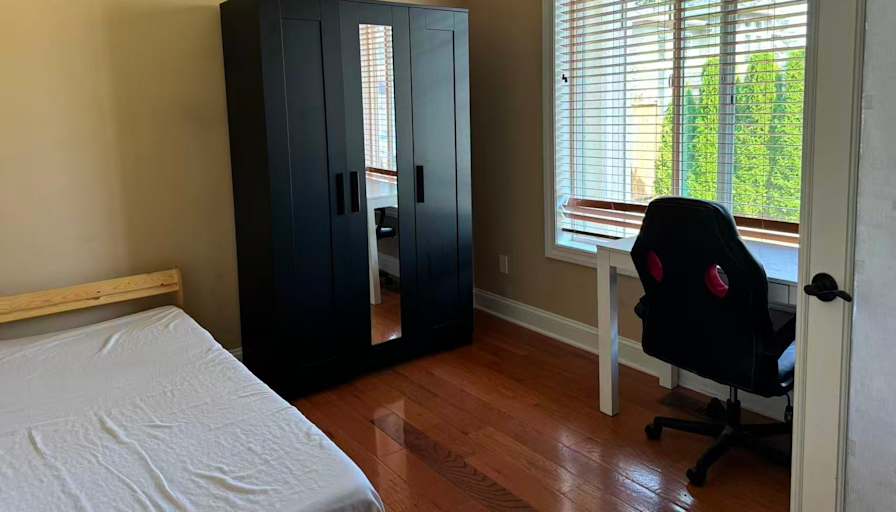 Frank's room