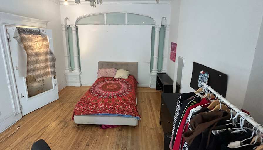 james's room