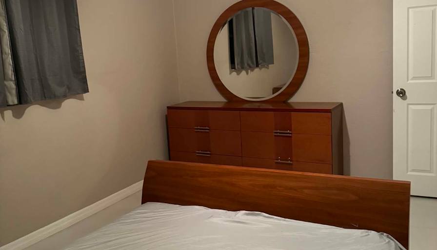 Kim's room