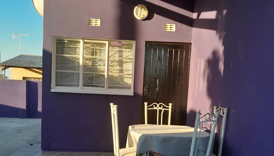 Theo's room