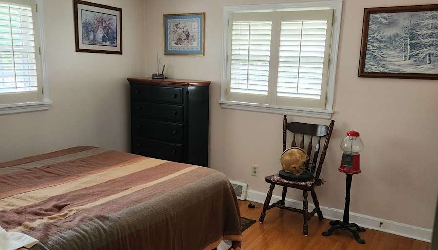 Eric's room
