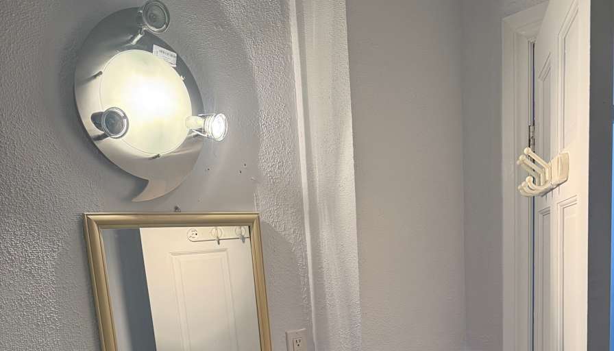 Onose's room