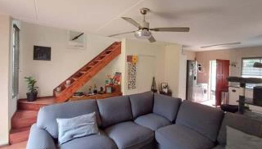 Graham Hodson's room